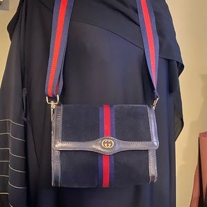 Authentic Vintage Gucci Crossbody Shoulder Bag